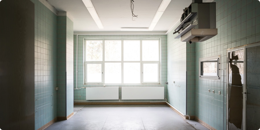 kolkwitz-sanatorium-klinik-hospital-heilstaette-op-lost-places-touren-bei-berlin-fototouren-beste-foto-spots-ausflugstipps